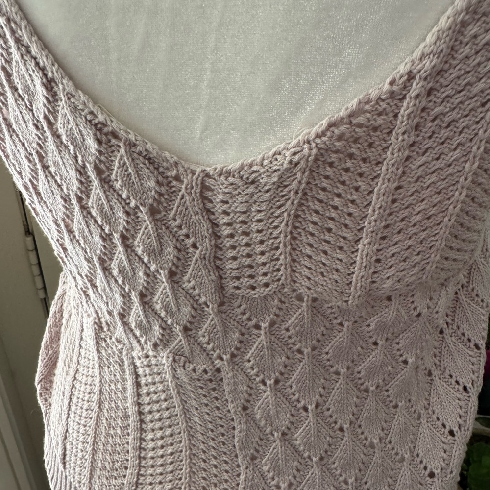 Pink Cropped Ribbed Tank Top - Picture 4 of 5